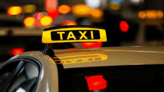 Taxi Drivers being Robbed at Gunpoint in Chicago