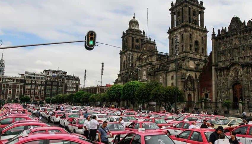 Taxi drivers shut down Mexico City’s Zocalo in protest against Uber