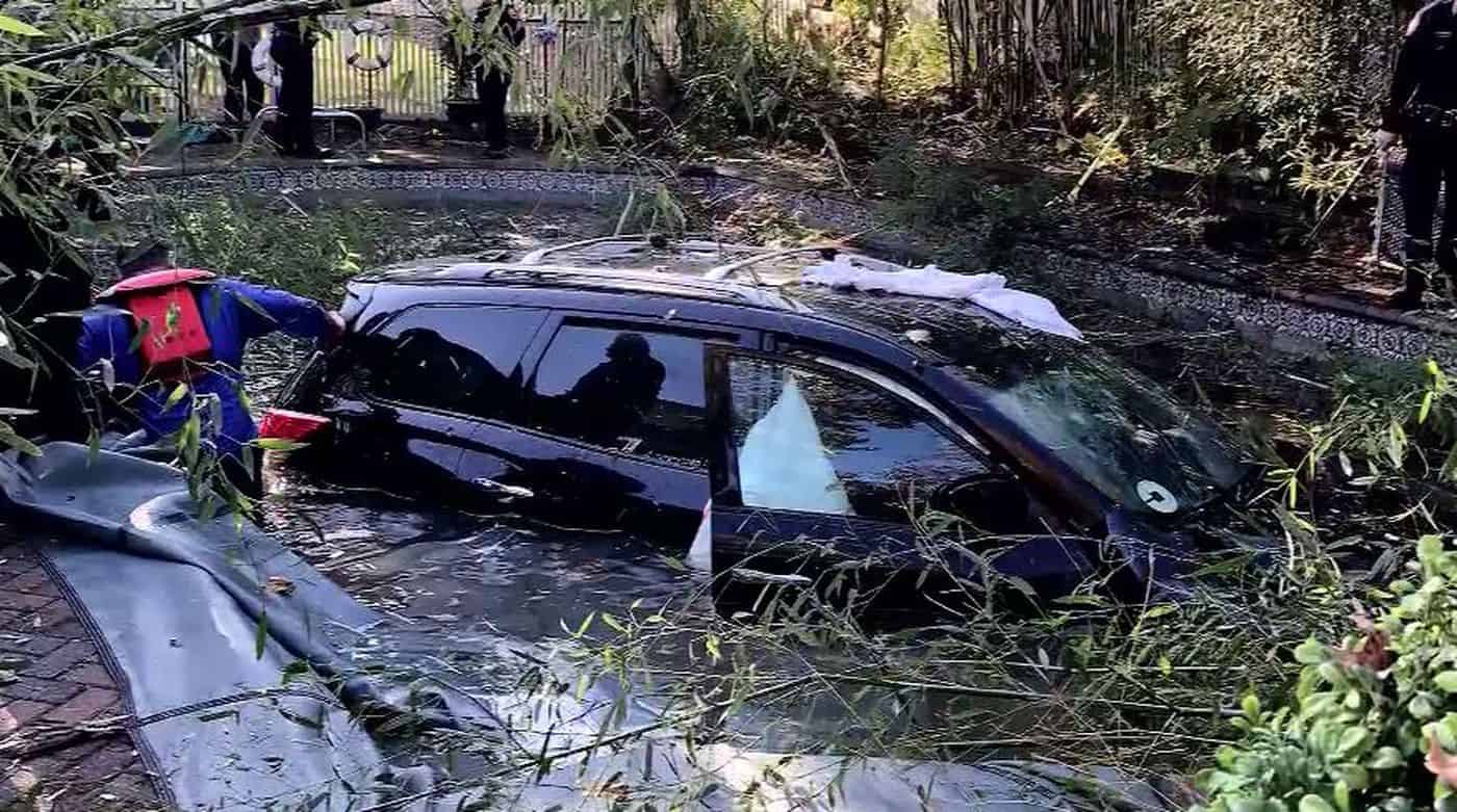 Uber driver crashes into backyard swimming pool