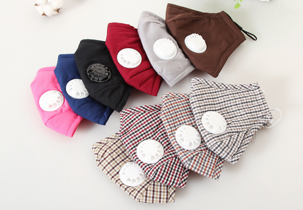 Stylish Thick Face Mask with a PM2.5 Anti-Pollution Filter - Image 8