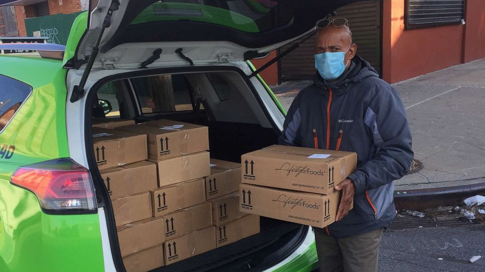 NYC cab drivers help deliver food to those in need during the COVID-19 pandemic