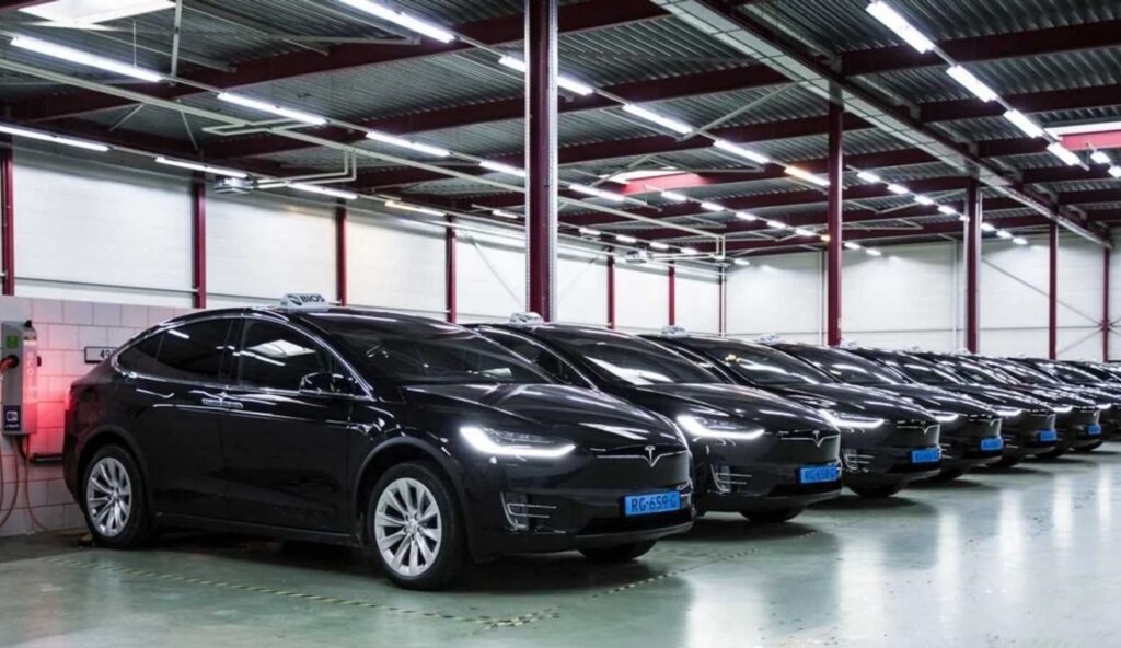 KTA News - Dutch Taxi Company Sues Tesla For €1.3 Million Due To Defective Cars