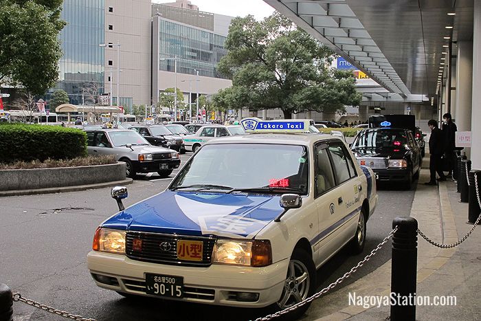 Taxi drivers in central Japan allowed to refuse passengers not wearing masks