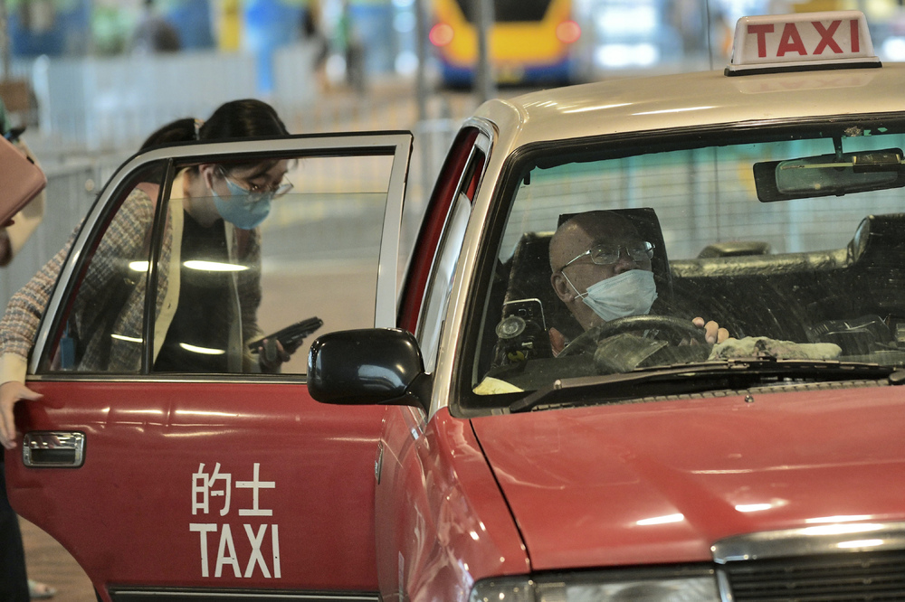 Taxi drivers to undergo mandatory COVID-19 test in Hong Kong